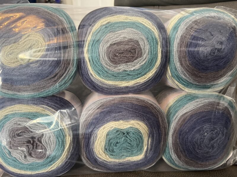 Cygnet Curl Cakes Dk 150g - Image 6