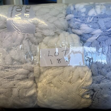Lot 188 Pompom 5 x 200g