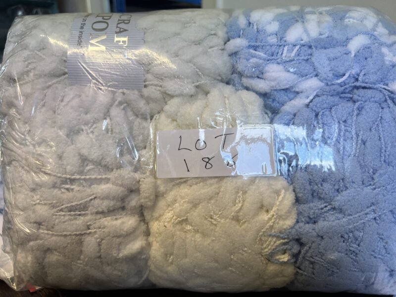 Lot 188 Pompom 5 x 200g
