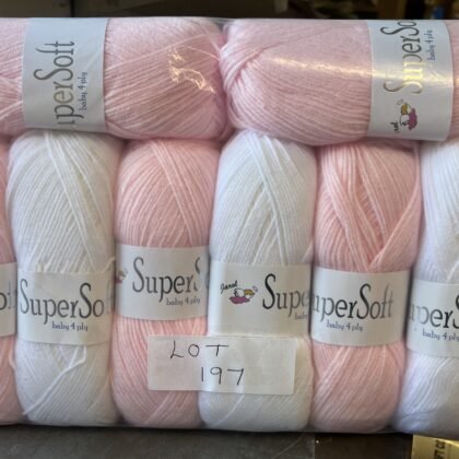 Lot 197 Jarol Supersoft 4ply 8 x 100g white and pink