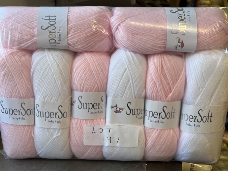 Lot 197 Jarol Supersoft 4ply 8 x 100g white and pink