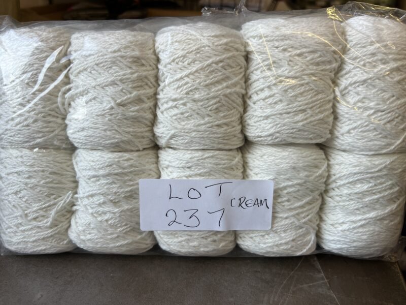 Lot 237 Cream dk Mixed Fibres 500g