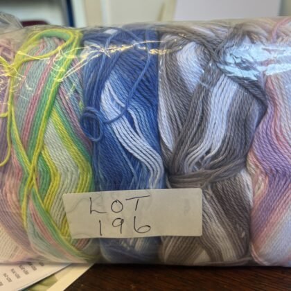 Lot 196 Not sure of this, cotton heavy 5 x 100g