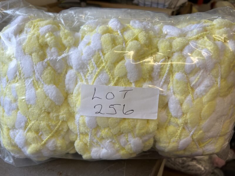 Lot 256 Sirdar Sweetie 3 x 200g Sherbet lemon