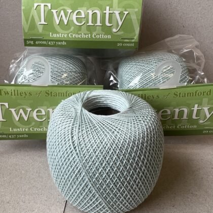 Lot 331 100% mercerised cotton Mint 4 x 50g