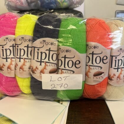 Lot 270 King cole Tiptoe 4ply 75% Superwash 25% Nylon 6 x 100g