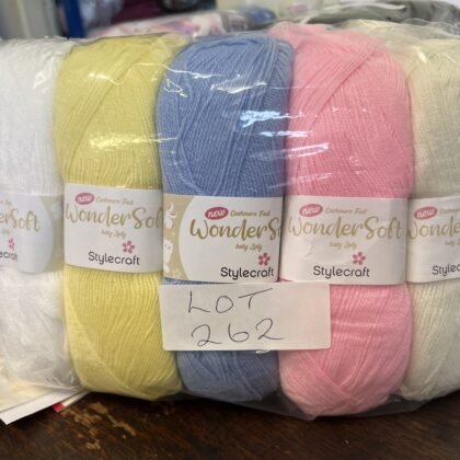 Lot 262 Stylecraft wondersoft baby 3ply 5 x 100g