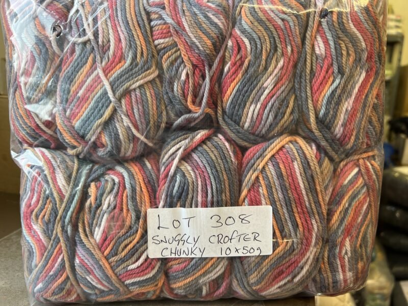 Lot 308 Snuggly Crofter chunky 10 x 50g