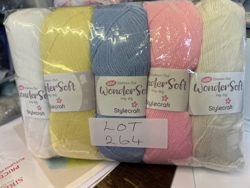 Lot 264 Stylecraft wondersoft baby 4ply 5 x 100g