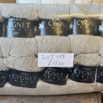 Lot 115 Cygnet Deluxe DK 10 x 100g Harvest shade