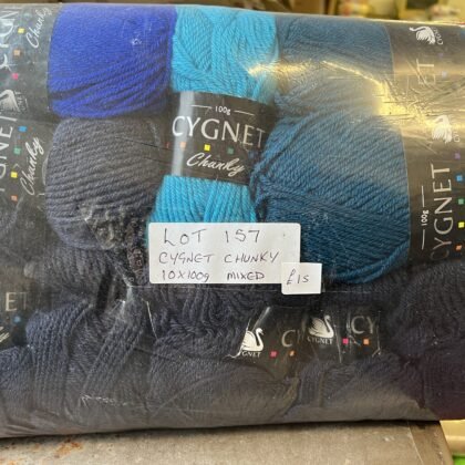Lot 157 cygnet chunky 10 x 100g mixed