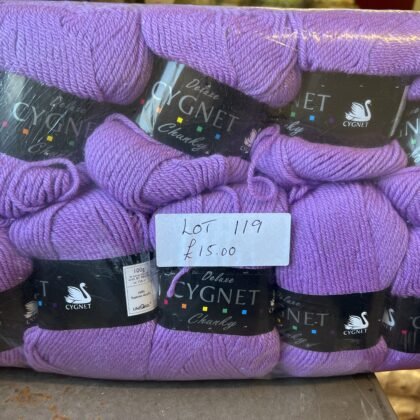 Lot 119 cygnet deluxe chunky 10 x 100g pansy shade