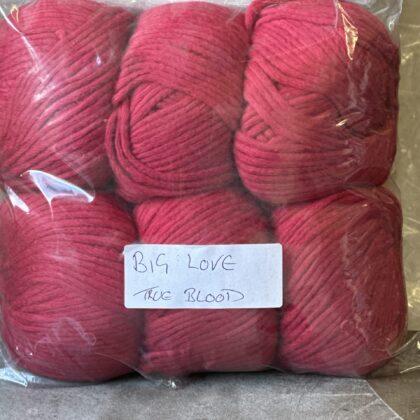 Wool and The gang Big Love 500g true blood shade