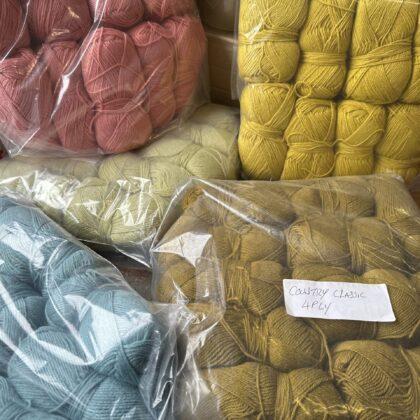Sirdar country classic 4ply 500g
